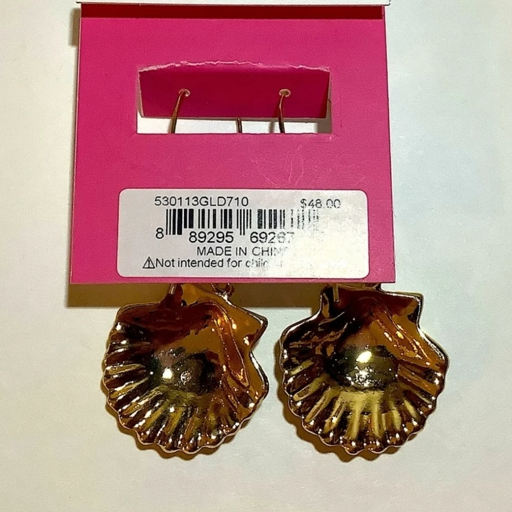 💛▪️ Betsey Johnson▪️ Mermaid Jewels Sea Shell Drop Shepherd Hook  Earrings ✨️